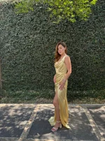 vestido maxi - hombros con caida, abierta en pierna