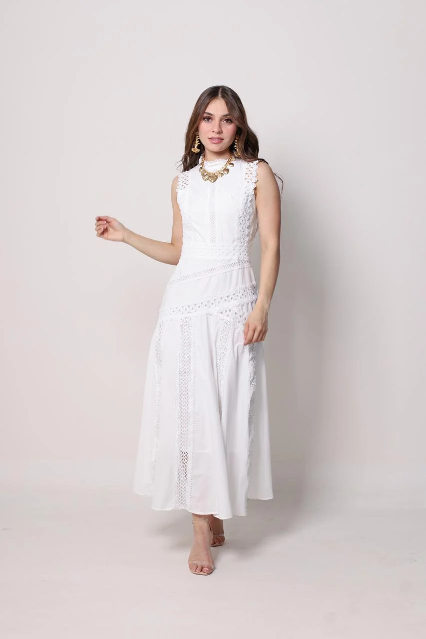 Vestido Maxi - Vestido Tira Bordada — 1 Vestido Maxi - Vestido Tira Bordada