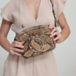REGINA SERPIENTE CAMEL